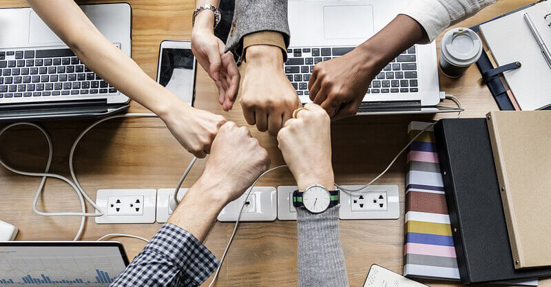 Expandindo seu networking profissional: Dicas para construir uma rede de contatos forte e duradoura